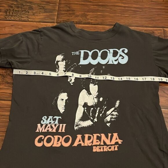 Cotton On The Doors Gray Graphic Shirt - Picture 5 of 8